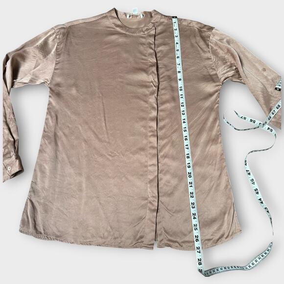 LUNYA Women's Long Sleeve Washable Silk Button Up Pajama Top XS Otium Tan - Picture 7 of 7